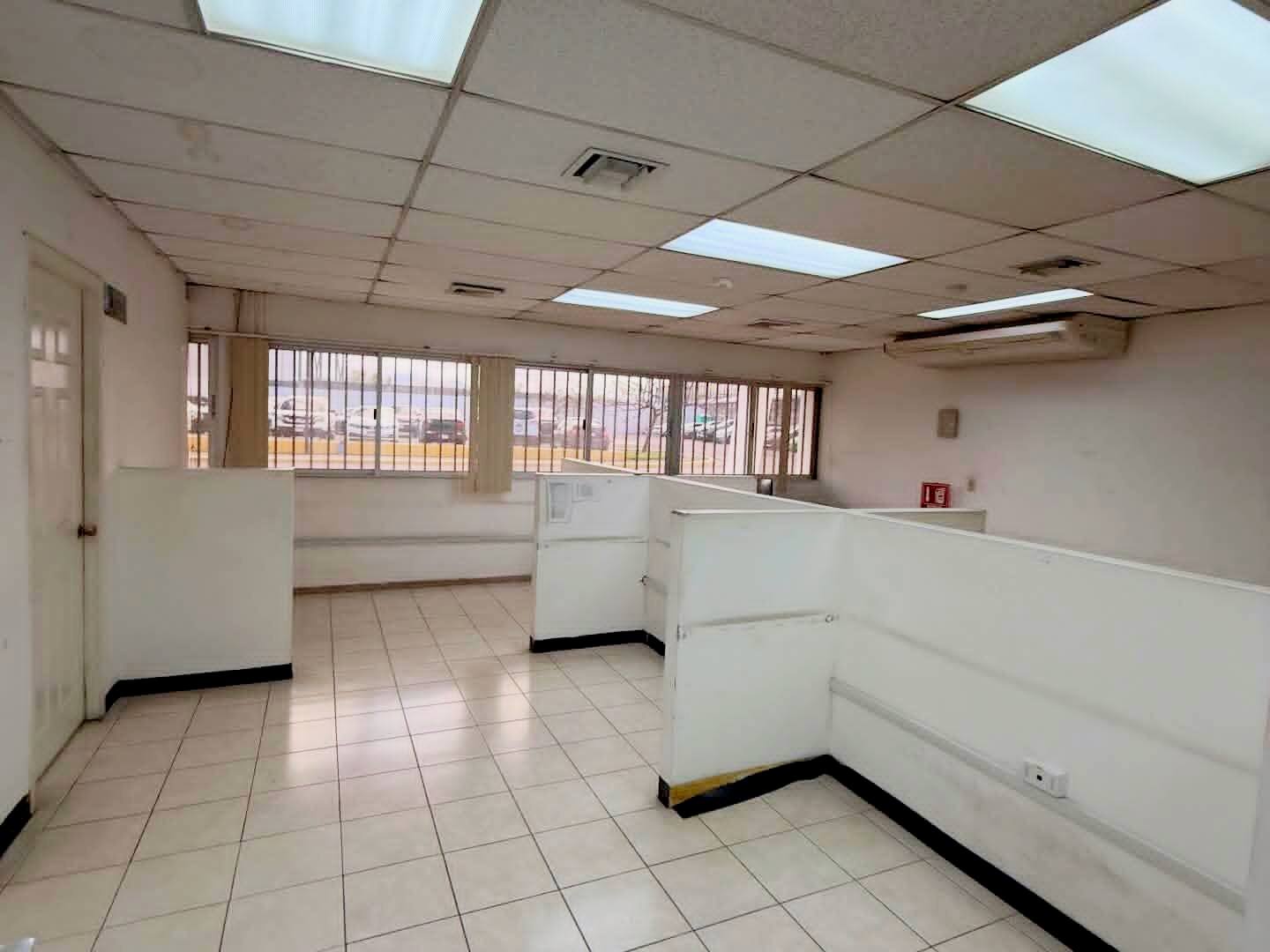 Alquiler: Dentro del Aeropuerto Toncontín/ BRE1-AL1